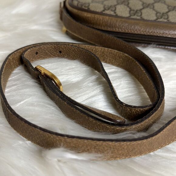 💯Authentic Preloved Gucci crossbody bag w/ Cherryline🍀 - Picture 13 of 14